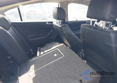 2006 Volkswagen Passat 3.6 from USA, damaged, VIN WVWBU73C06P152159